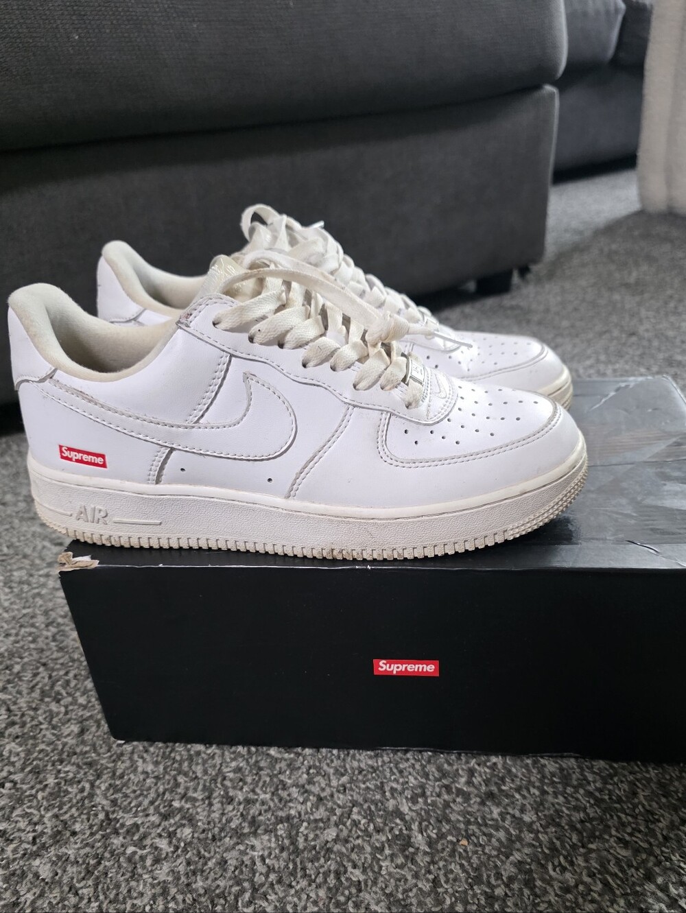 Nike x Supreme White Leather Air Force 1 Low Sneakers 8.5 Men's